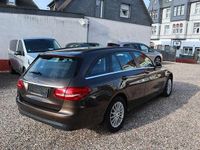 Gebraucht Mercedes C200 136 PS (100 kW) 2015 Braun Limousine