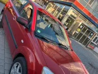 Gebraucht Kia Rio 90 PS (66 kW) 2006 Rot Kleinwagen