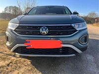 Gebraucht VW T-Roc Move 150 PS (110 kW) 2023 Grün SUV