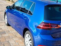 Gebraucht VW Golf VII Join 150 PS (110 kW) 2019 Blau Limousine