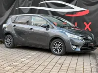 Gebraucht Toyota Verso Life 147 PS (108 kW) 2014 Grau Van / Kleinbus