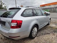 Gebraucht Skoda Octavia Ambition 116 PS (85 kW) 2017 Silber Kombi