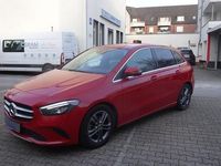 Gebraucht Mercedes B180 136 PS (100 kW) 2020 Rot Van / Kleinbus