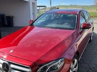 Gebraucht Mercedes E220 194 PS (142 kW) 2017 Rot Kombi
