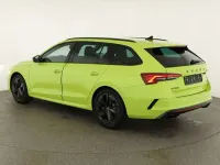 Neu Skoda Octavia RS 265 PS (194 kW) 2026 Smokey diamond silver metallic Kombi