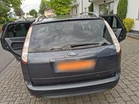 Używany Ford Focus Titanium 125 KM (91 kW) 2009 Szary Kombi