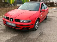 Usata Seat Leon 125 CV (91 kW) 2000 Rosso Utilitaria