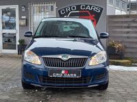 Gebraucht Skoda Fabia Family 69 PS (50 kW) 2012 Blau Limousine
