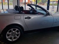 Gebraucht Mercedes SLK230 193 PS (141 kW) 1998 Silber Cabrio