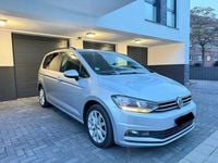 Gebraucht VW Touran Comfortline 150 PS (110 kW) 2018 Silber Van / Kleinbus