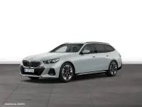 Gebraucht BMW 520 Sport Line 197 PS (144 kW) 2025 Grau Kombi