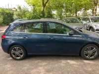 Gebraucht Mercedes B200 150 PS (110 kW) 2020 Blau Kleinwagen