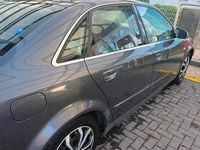 Gebraucht Audi A4 131 PS (96 kW) 2001 Grau Limousine