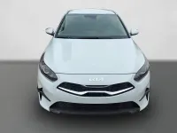Neu Kia Ceed 140 PS (102 kW) 2026 Weiß Kleinwagen