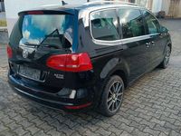 Gebraucht VW Sharan Highline 140 PS (102 kW) 2011 Schwarz Van / Kleinbus