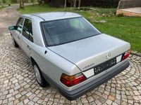 gebraucht Mercedes 300 D W124 1.Hd rostfrei! 5-Gang!