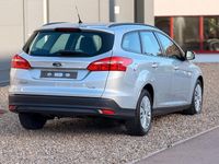 Gebraucht Ford Focus Ambiente 101 PS (74 kW) 2016 Silber Kombi