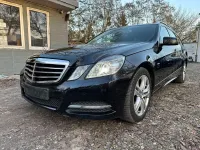 Gebraucht Mercedes E250 Avantgarde 204 PS (150 kW) 2010 Schwarz Limousine
