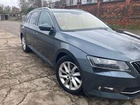 Gebraucht Skoda Superb Style 120 PS (88 kW) 2015 Grau Kombi