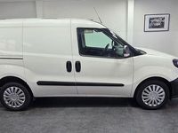 Gebraucht Fiat Doblò 101 PS (74 kW) 2023 Weiß Van / Kleinbus