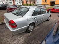 Gebraucht Mercedes C180 122 PS (89 kW) 1997 Grau Limousine