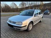Second-hand VW Golf IV 101 CP (74 kW) 2001 Argintiu Break