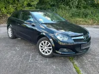 Gebraucht Opel Astra GTC 115 PS (84 kW) 2008 Schwarz Limousine