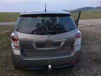 Gebraucht Toyota Verso 111 PS (81 kW) 2013 Silber Van / Kleinbus