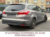 Gebraucht Ford Focus Trend 101 PS (74 kW) 2012 Braun Limousine