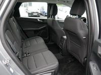 Usado Ford Kuga Titanium 150 HP (110 kW) 2022 Prateado SUV