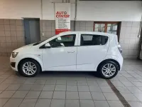 Gebraucht Chevrolet Aveo LTZ 116 PS (85 kW) 2012 Weiß Kleinwagen