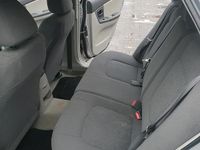 Gebraucht Kia Cerato 105 PS (77 kW) 2008 Silber Kombi