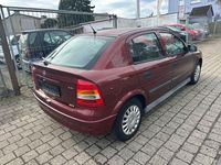 Gebraucht Opel Astra Elegance 101 PS (74 kW) 1998 Violet Limousine