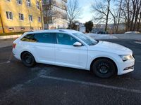 Gebraucht Skoda Superb Style 150 PS (110 kW) 2019 Weiß Kombi