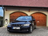 Gebraucht BMW 318 121 PS (88 kW) 2007 Schwarz Kombi