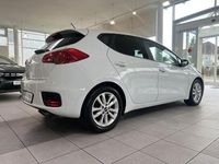 Gebraucht Kia Ceed Edition 7 99 PS (72 kW) 2017 Weiß Kleinwagen