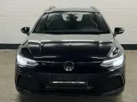 Gebraucht VW Golf VIII R-line 150 PS (110 kW) 2023 Deep black perleffekt Kombi
