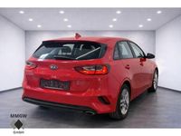 Usado Kia Ceed Edition 7 120 HP (88 kW) 2020 Vermelho Citadino