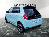 Używany Renault Twingo Techno 60 kW (82 KM) 2023 Niebieski Hatchback