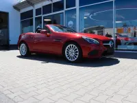 Gebraucht Mercedes SLC200 184 PS (135 kW) 2018 Designo hyazinthrot metallic Cabrio
