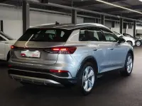 Gebraucht Audi Q4 e-tron S-Line 150 kW (204 PS) 2023 Florettsilber metallic SUV