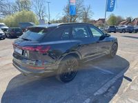 Używany Audi e-tron S-Line 300 kW (408 KM) 2021 Czarny SUV