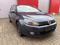 Gebraucht VW Golf VI Team 105 PS (77 kW) 2010 Grau Kleinwagen