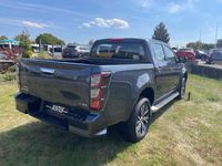 Gebraucht Isuzu D-Max 163 PS (119 kW) 2025 Obsidian gray Abholung