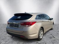 Gebraucht Hyundai i40 Trend 165 PS (121 kW) 2016 Beige Kombi