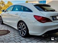 Gebraucht Mercedes CLA180 122 PS (89 kW) 2015 Schwarz Limousine