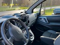 Gebraucht Peugeot TePee 120 PS (88 kW) 2015 Braun Kombi