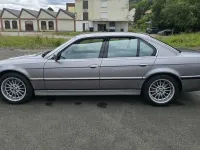 Gebraucht BMW 750 326 PS (239 kW) 1997 Silber Limousine