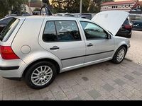 Gebraucht VW Golf IV 100 PS (73 kW) 1999 Silber Kleinwagen