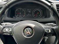 Gebraucht VW Transporter 150 PS (110 kW) 2018 Grau Van